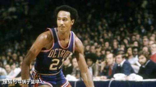 了众多球迷 了众多球迷