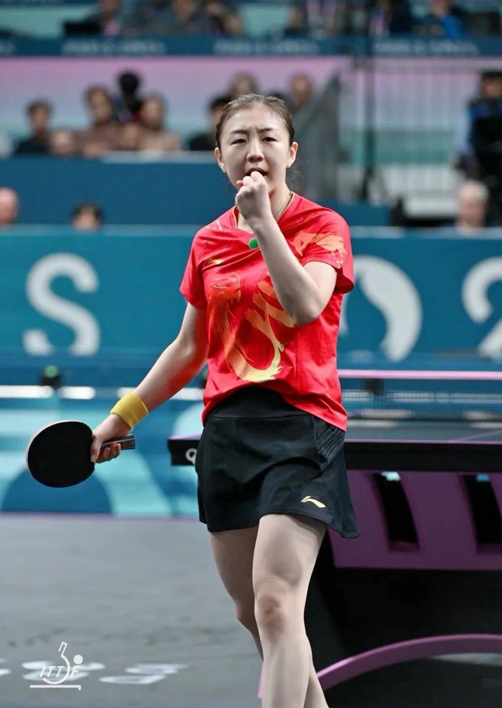 而亚马逊创 而亚马逊创