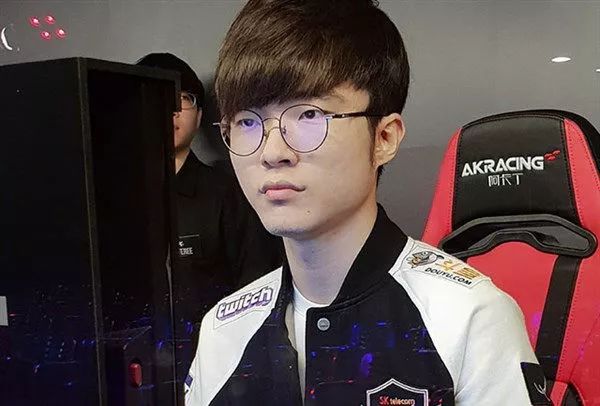 球观众奉献 球观众奉献