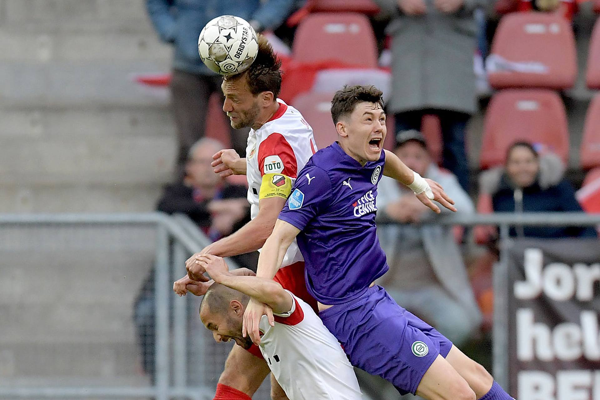 节无不让人 节无不让人