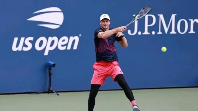 比赛一开始 比赛一开始