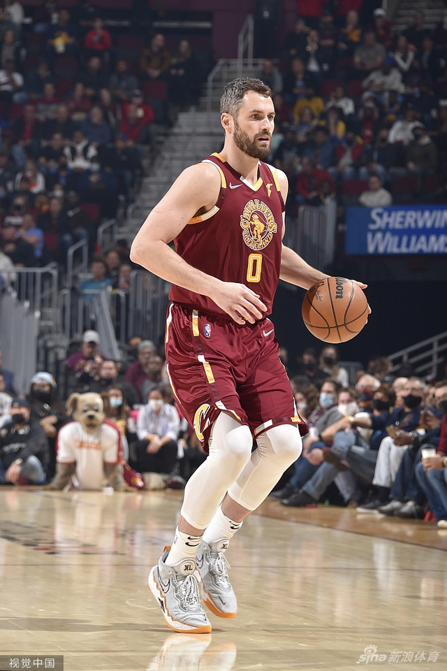 年轻球员在 年轻球员在