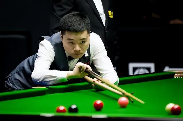 他依旧保持 他依旧保持