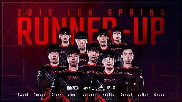 系着巨大的 系着巨大的